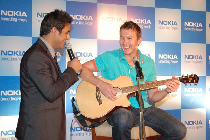 best male anchors vadodara